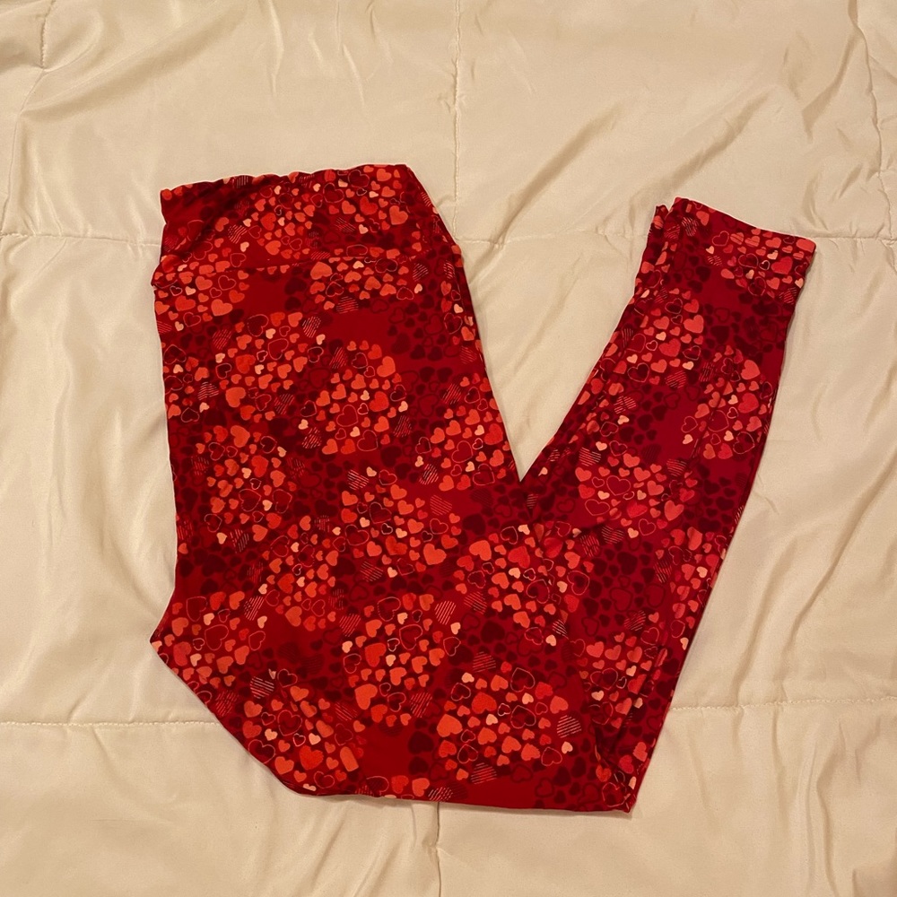 Lularoe heart leggings, Tall & Curvy